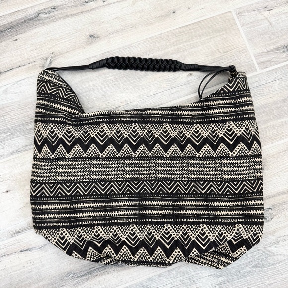 Tribal Black Cream Boho Aztec Pattern Shoulder Hobo Bag - Picture 6 of 8